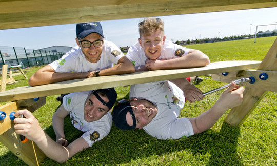 Aer Lingus staff make a difference in Cabra