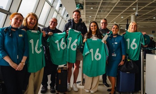 Aer Lingus celebrates the 16th Player - the Irish rugby supporters!