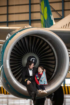 Aer Lingus partners with Irish Girl Guides for Aviation Badge