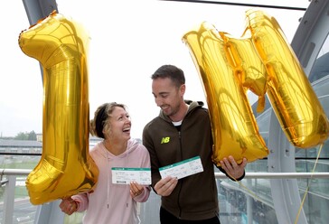 Aer Lingus One Millionth Transatlantic Guest