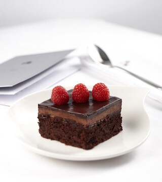 Business Class Dining