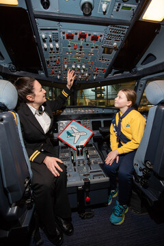 Aer Lingus partners with Irish Girl Guides for Aviation Badge