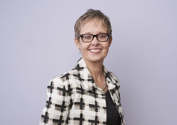 Lynne Embleton, CEO