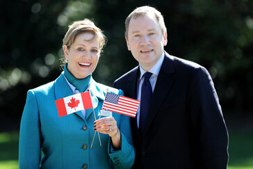 AER LINGUS LAUNCH ECONOMIC REPORT AND ANNOUNCE 2 TRANSATLANTIC DEST