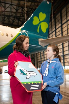 Aer Lingus partners with Irish Girl Guides for Aviation Badge