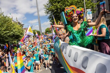 Aer Lingus celebrate Dublin Pride-3