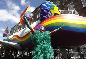 NO FEE006Aer Lingus Pride