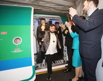 Aer Lingus welcomes home Oscar winners ‘An Irish Goodbye’!