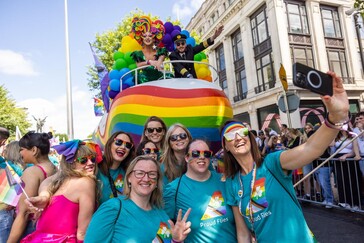Aer Lingus celebrate Dublin Pride-2