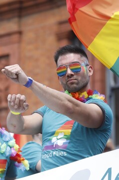 NO FEE010Aer Lingus Pride